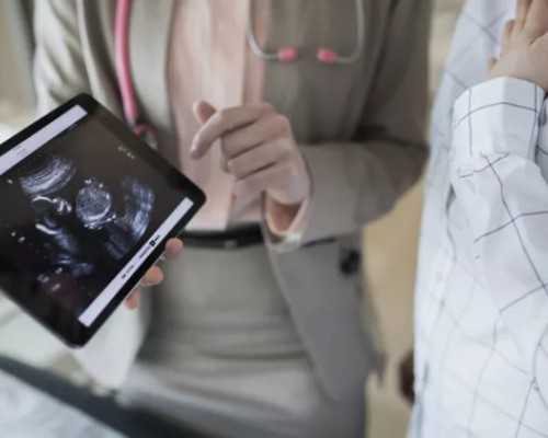 代妈微信群群二维码_什么原因导致输卵管性不孕？