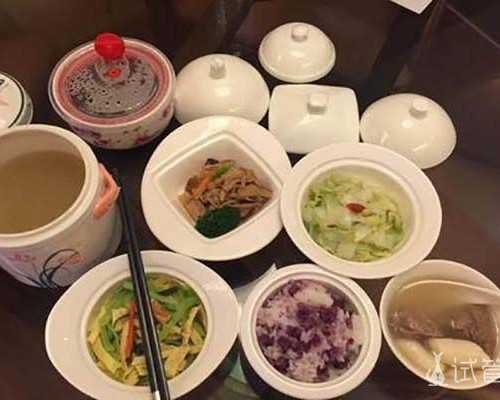 助孕代妈多少钱_重金寻求代妈有的可以私聊_年龄与卵子数量的关系，从卵子角