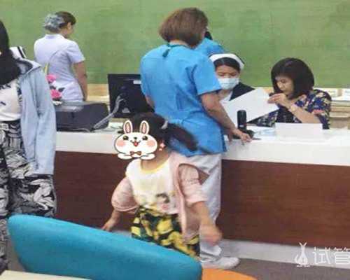 代妈妇幼保健院做试管找生殖科哪个医生移植好？